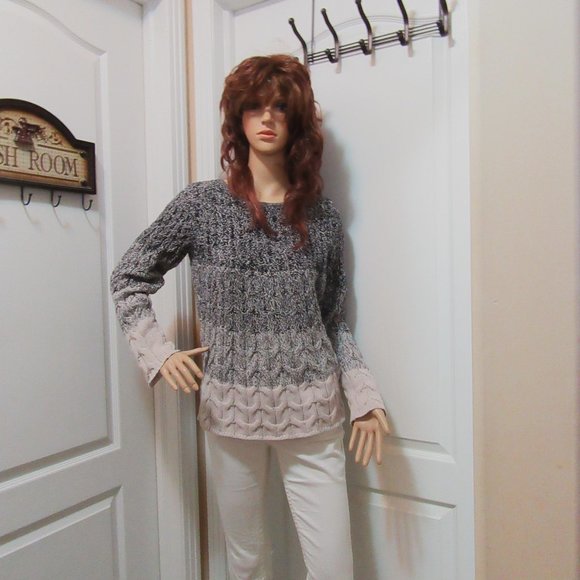 Ladies size Medium Cotton Sweater - Picture 2 of 8